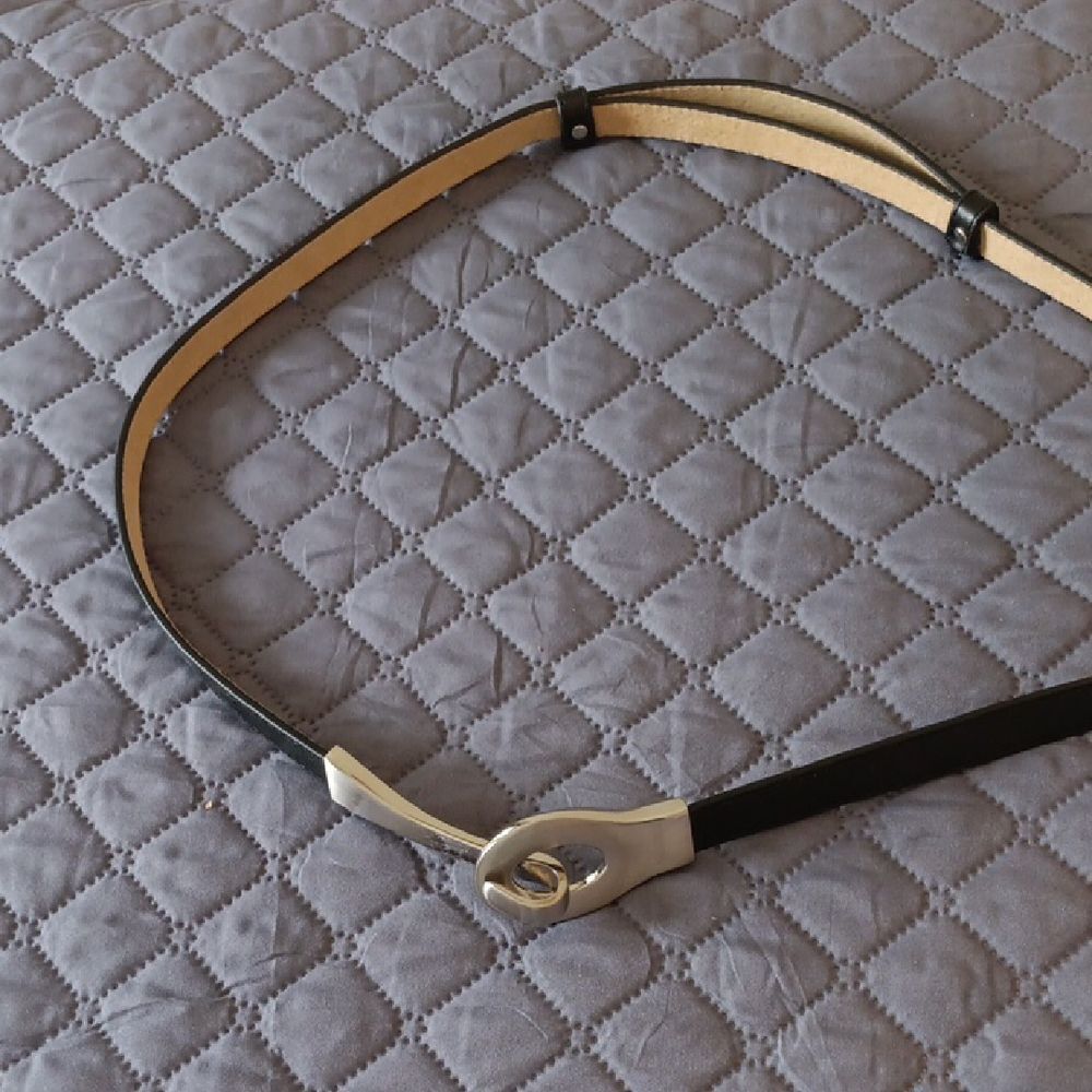 Black Leather Metal Hook Closure Belt Adjustible